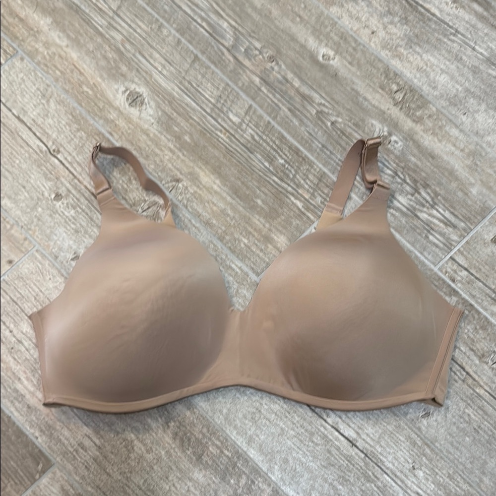 Soma Size 42DD Vanishing 360Bra